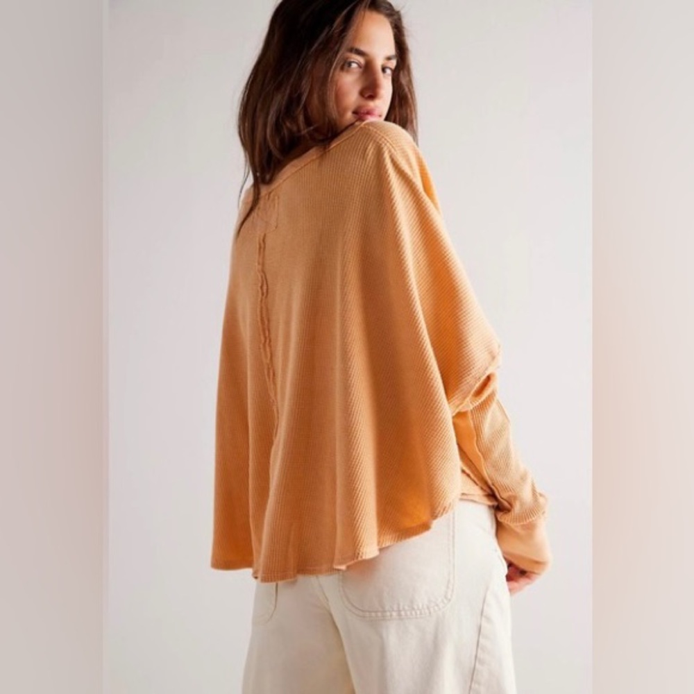 NWOT Free People We The Free Microphone Drop Thermal in Butter Rum Size Medium